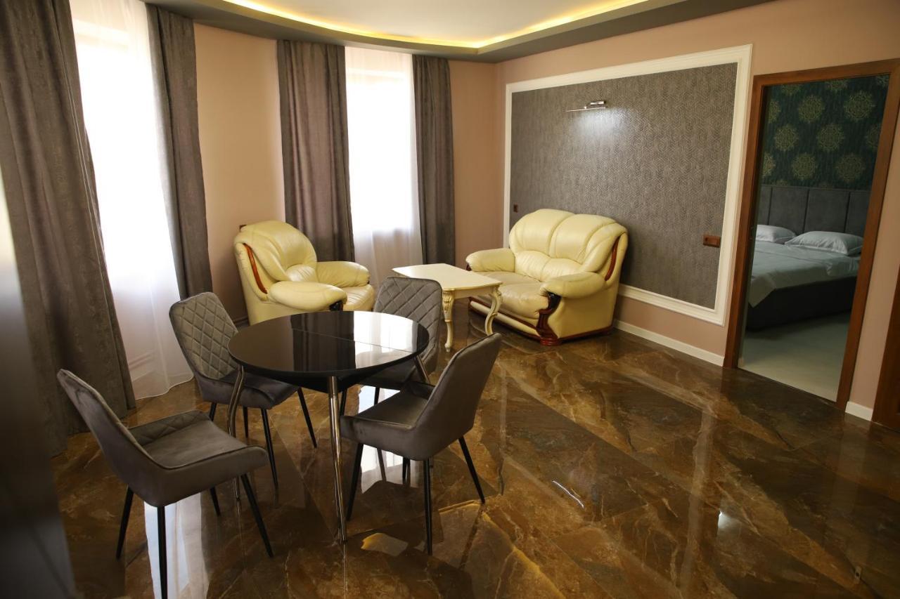 Hotel Gold Gyumri Room photo